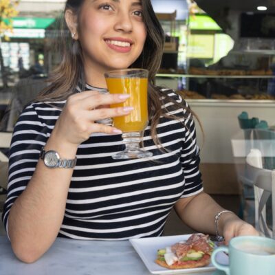 Tostada , Café y Zumo de naranja
