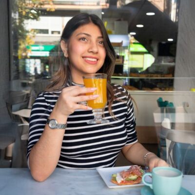 Tostada , Café y Zumo de naranja