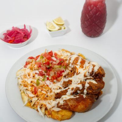 Pollo con tajadas